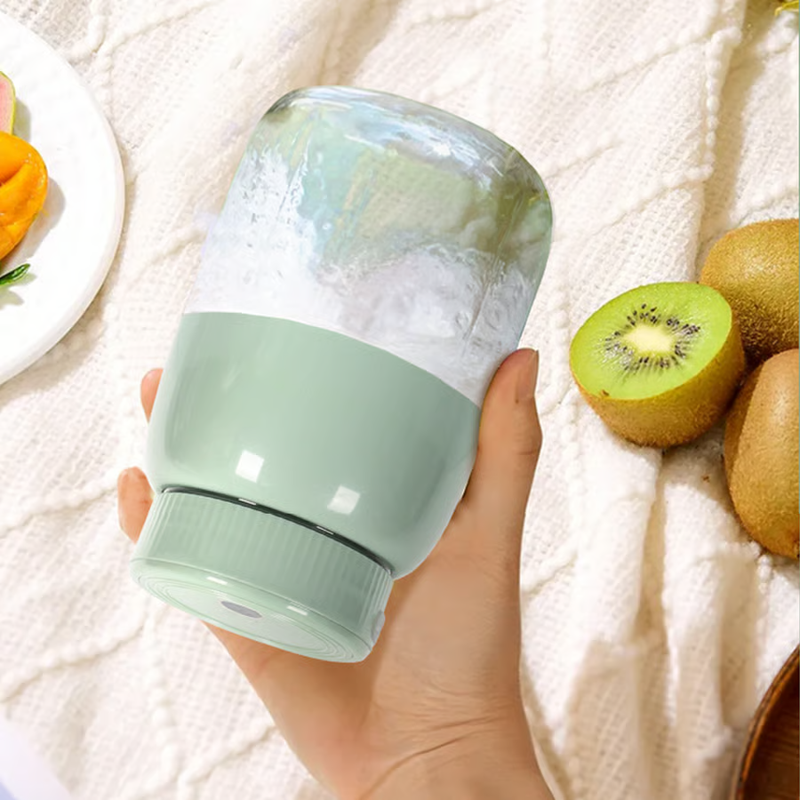 ⏳Limited Sale 50% OFF🔥BPA-Free Electric Juicer, Portable Blender For Smoothies, Shakes🥤