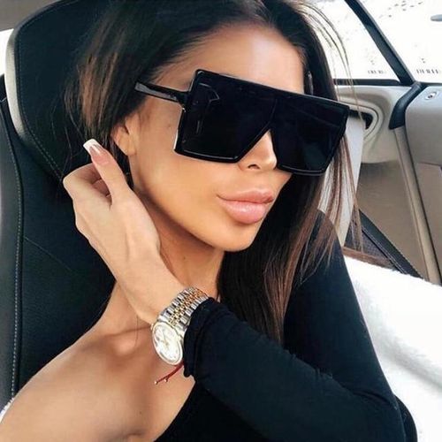 Oversized Shades Woman Sunglasses