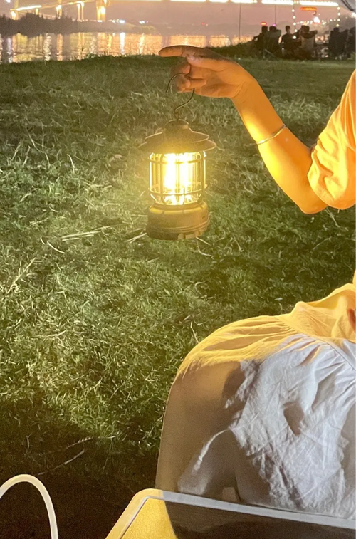 Portable Retro Camping Lamp