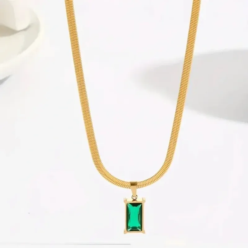 18k gold snake chain green pendant necklace