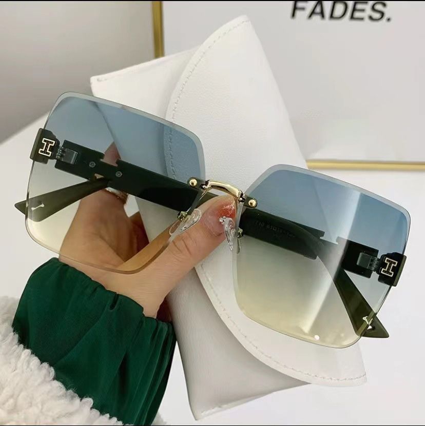 Frameless trimmed Chanel style sunglasses for women high-end anti-ultraviolet 2024 new trend sunshade gradient sunglasses