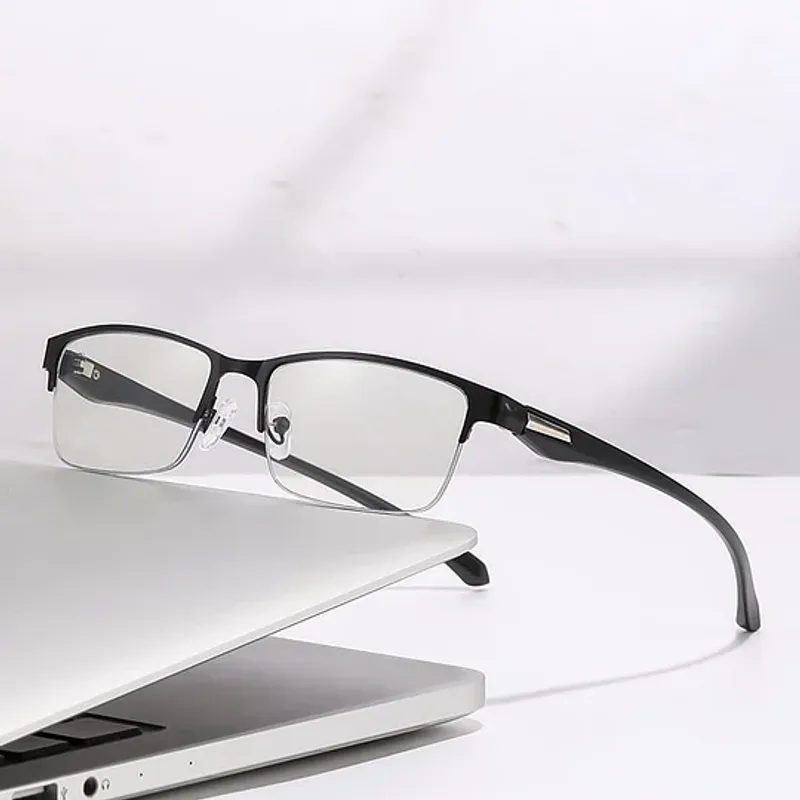 Ultra-Light Multi-Focal Photochromic Reading Glasses