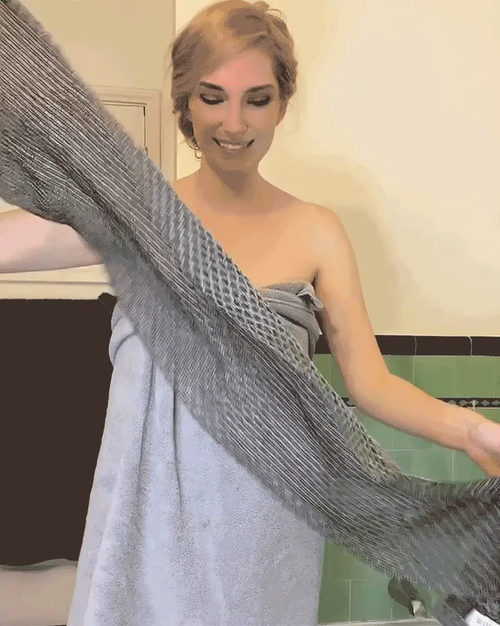 ✨Buy 1 get 1 free✨ Exfoliating Shower Towel