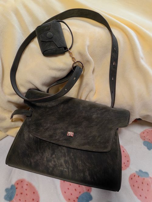 2025年时尚女包韩系斜挎包