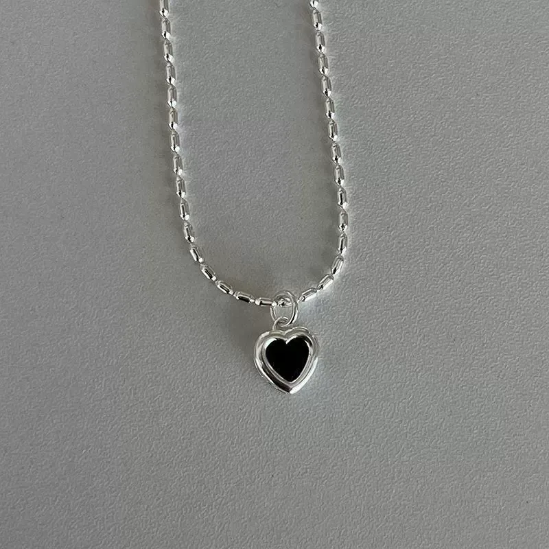 Vintage Fashion Heart S925 Sterling Silver Collarbone Chain - Sweet Love Pendant Necklace with Unique Design