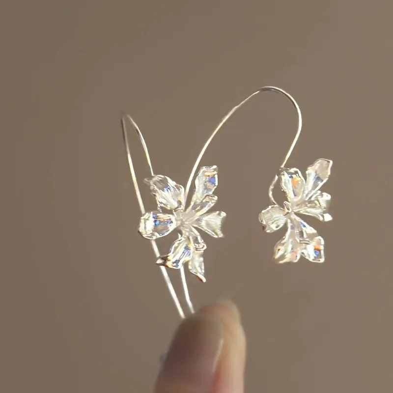 925 Sterling Silver Iris Flower Earrings – Hypoallergenic, No Ear Stops Needed, Minimalist & Versatile