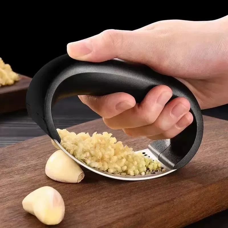 （2 packs）Manual Garlic Chopper - Multi-functional Kitchen Tool for Crushing, Mincing, and Pureeing Garlic