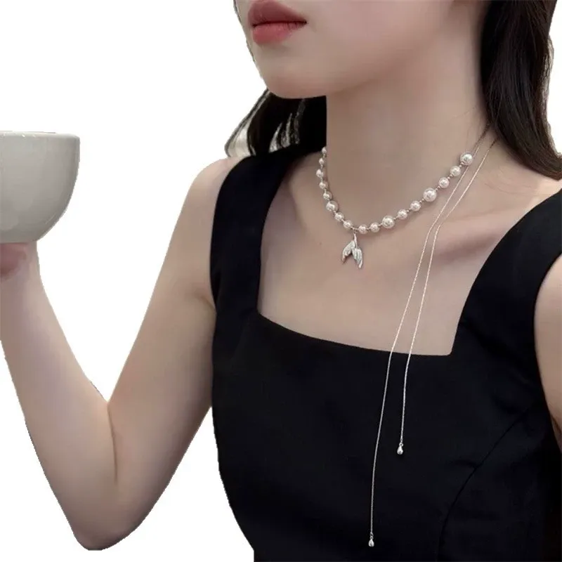 French Niche Design Fishtail Pearl Necklace  Elegant and Fashionable Multi-Way Layering Collarbone Chain with a High-End Feel