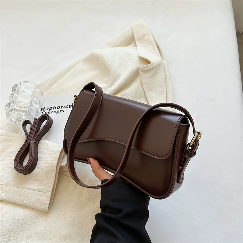 Women's Elegant Solid Color Flap Crossbody Shoulder Bag with Adjustable Strap, All-Season Fashion Commuter Single-Shoulder Purse
