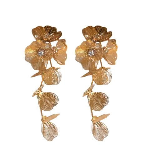 Vintage Floral Dangle Earrings – Elegant Bloom Drop Earrings with Delicate Fringe | Retro Statement Jewelry, Timeless Feminine Elegance