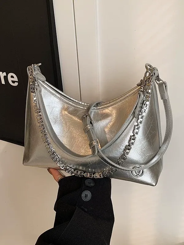 🔥 2025 HOTTEST UNDERARM BAG Oversized Bucket Bag! From work to date night—one bag steals the show!