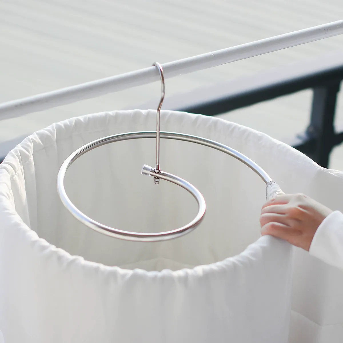 （Two packs）Stainless Steel Spiral Drying Rack - Round Hanging Type Home Laundry Drying Stand for Quilt Covers, Duvet Covers, and Clothing