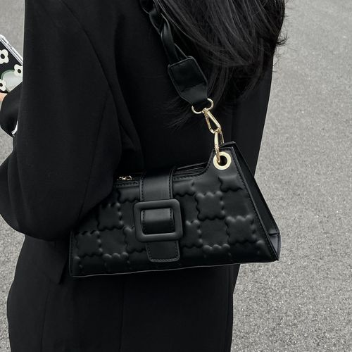Simple square embossed design black underarm bag for girls commuting crossbody handbag