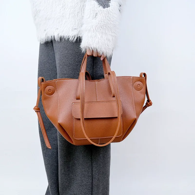 Handheld Tote Bag - French-Inspired Chic Niche 2025 Fashion Shoulder Bag, Versatile Spacious Commuter Ladies Underarm Purse