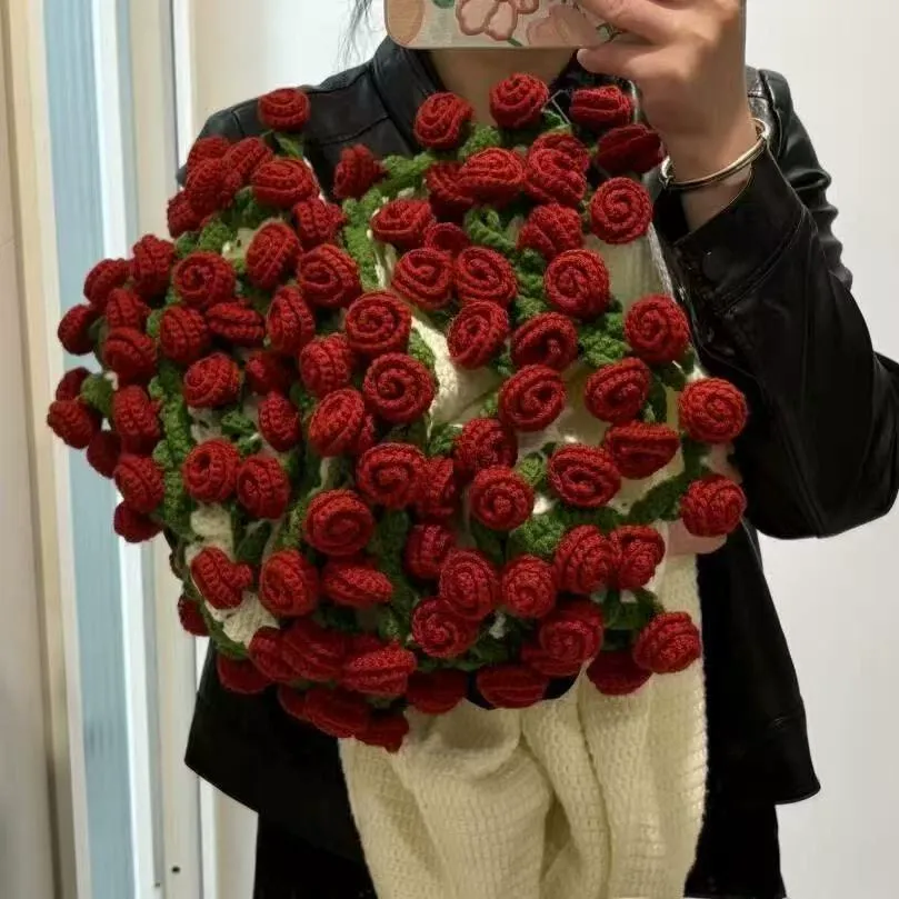 110cm Rose Bouquet Blanket - 68 Roses Bouquet Throw - Valentine's Gift for Her