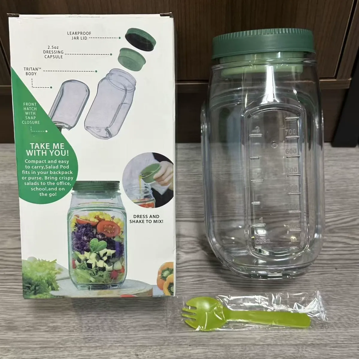 Saladkind Leak-Proof Plastic Salad Storage Container