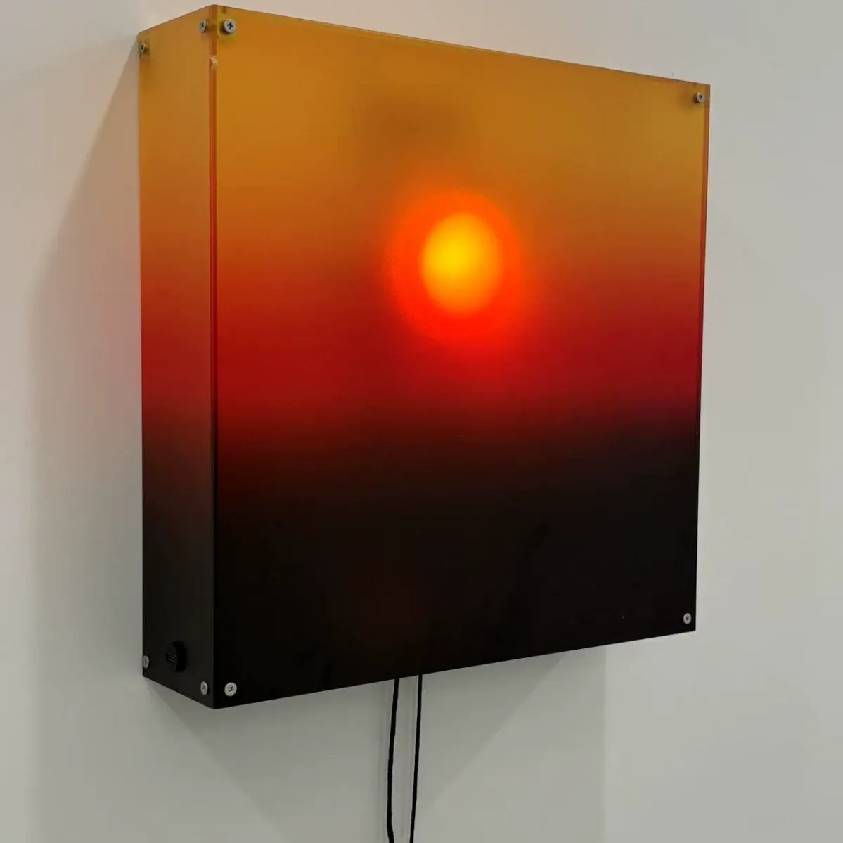 Rising Sunset Mood Light Wall Lamp - Gift for Friends  T-C charging