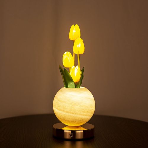 Tulip Night Light – Dreamy Planet Table Lamp as a Gift for Couples, Bedroom Bedside Atmosphere Light Ornament