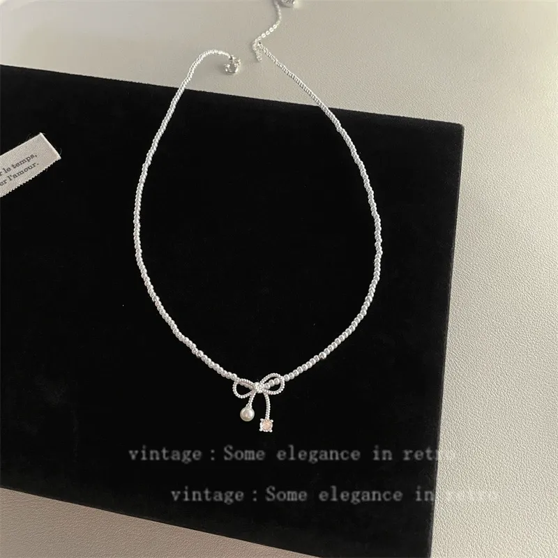 Dainty Bow Zircon Necklace – Korean-Inspired Elegant & Delicate Collarbone Chain