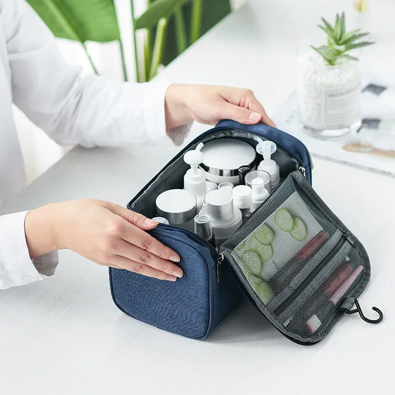 Outdoor travel hook toiletry bag, cationic waterproof Korean style storage toiletry and cosmetic bag, large capacity.