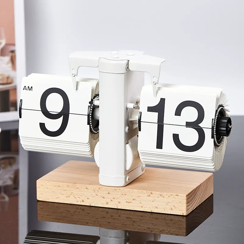 Luxury Automatic Flip Clock – Vintage Mechanical Desk Decor  Creative Digital Tabletop Clock for Living Room（No batteries included）