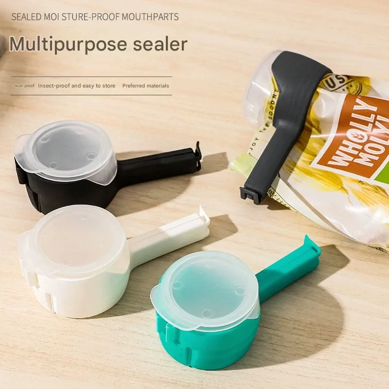 Reusable Food Bag Clips - Airtight and Leak-Proof Sealing Clips for Snacks, Tea, Coffee, and Chips（Four sets of black, white, green and blue）