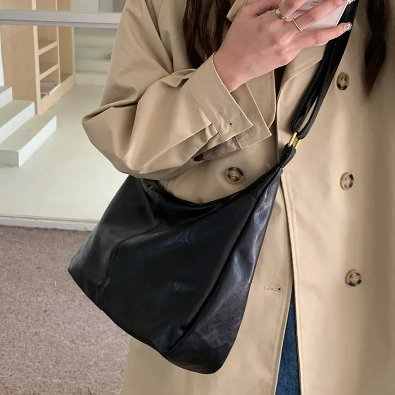 Maillard Tote Bag: Large-Capacity, Versatile Retro Crossbody Bag for Autumn Winter