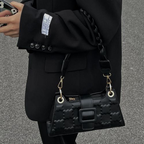 Simple square embossed design black underarm bag for girls commuting crossbody handbag