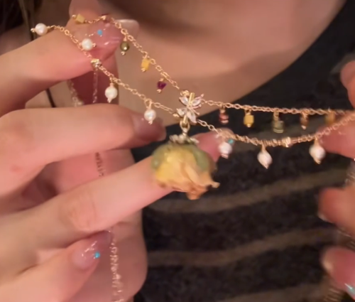 Hot Retro Dried Rose Necklace Gentle Flowers That Will Never Wither