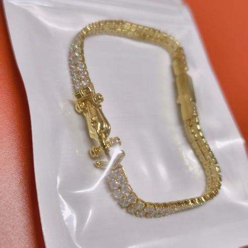 High-end Racing Inspired Minimalist Bracelet - Fashionable Versatile Women's Jewelry