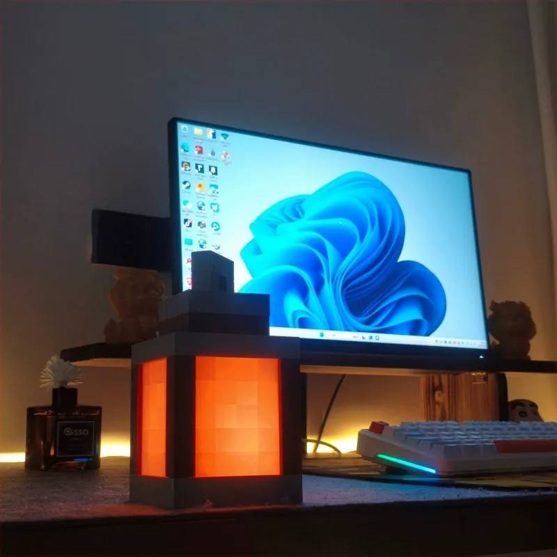 Minecraft Glowing Lantern Night Light - Rechargeable Torch Lamp, Children's Bedroom Ambient Lighting