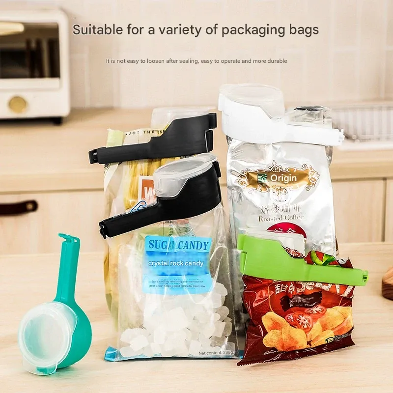 Reusable Food Bag Clips - Airtight and Leak-Proof Sealing Clips for Snacks, Tea, Coffee, and Chips（Four sets of black, white, green and blue）