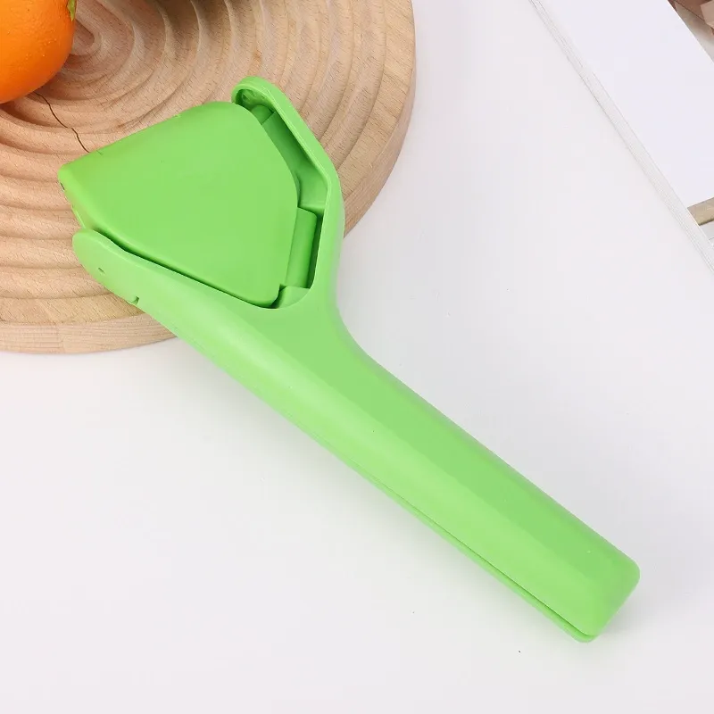 Lemon Juicer, Household Fruit Juice Press, Portable Manual Lemon Squeezer