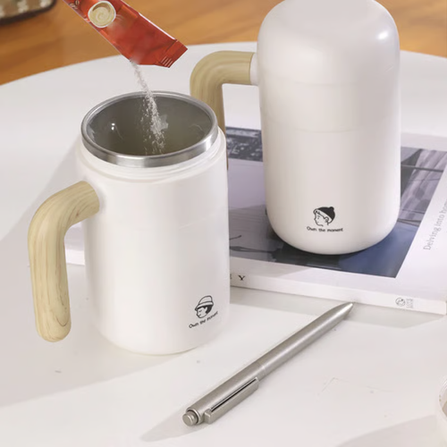 Rechargeable Self Stirring Mug with Lid