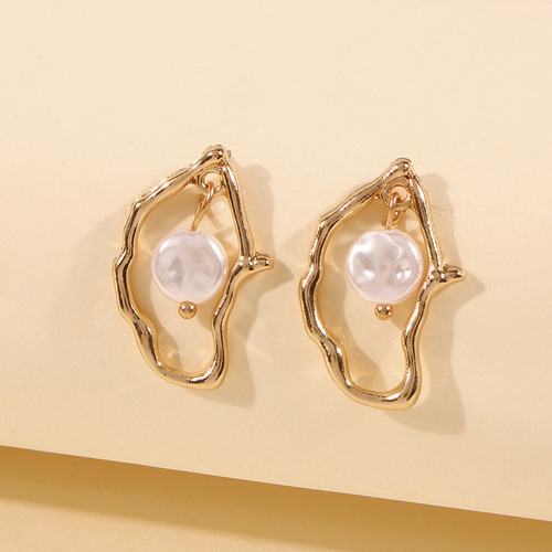 Hot Selling Baroque Pearl Stud Earrings Ladies' Irregular Geometric Design with Gold Plating and Diamond for Parties
