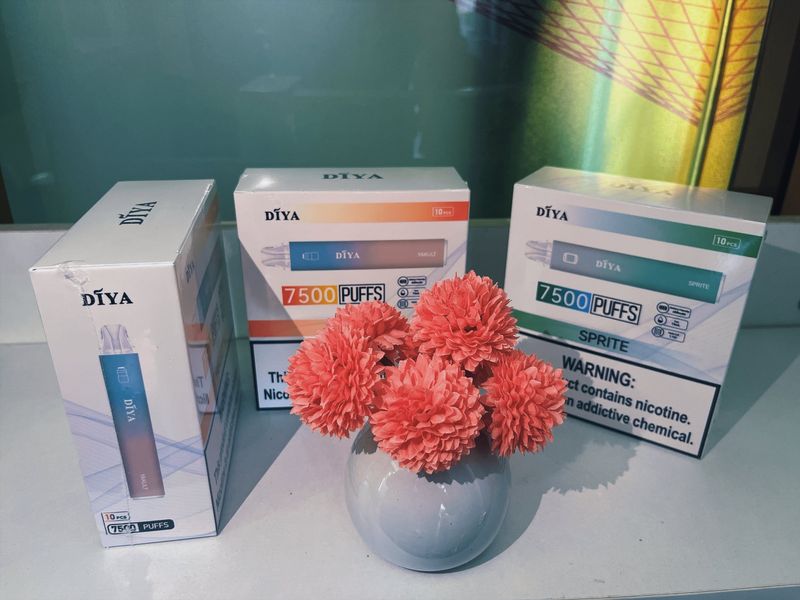 新品上市-DIYA叮啞7500口拋棄式 一次性電子煙 台灣現貨