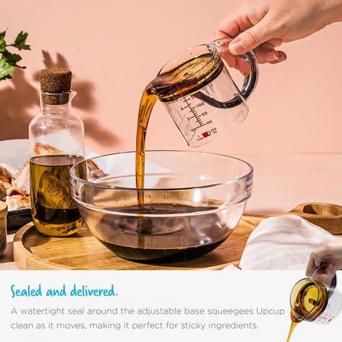 All-in-one adjustable measuring cup