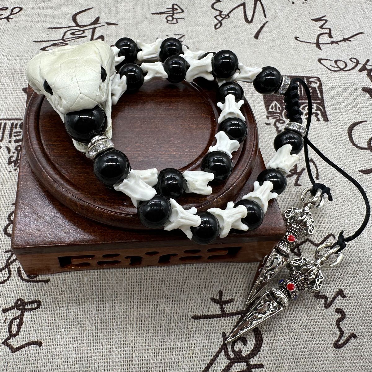 100% Natural Genuine Snake Head Spine Bone Skeleton Vertebrata Bracelet Jewelry