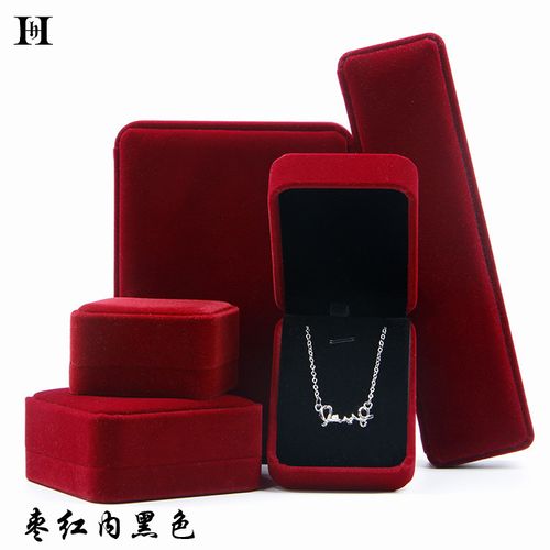 Magnetic Full Diamond Stud Earrings