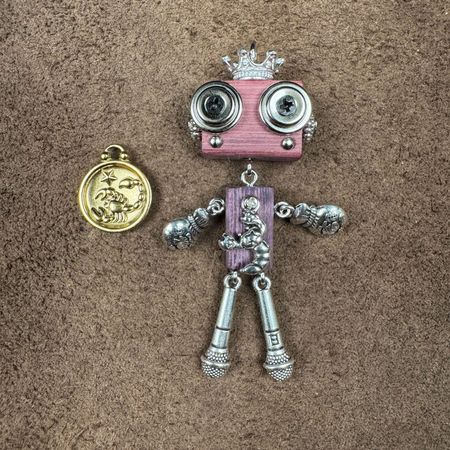 Scorpio Handcrafted, Fashionable Punk-Style Zodiac Robot, DIY Necklace or Backpack Accessory 复制 复制 复制