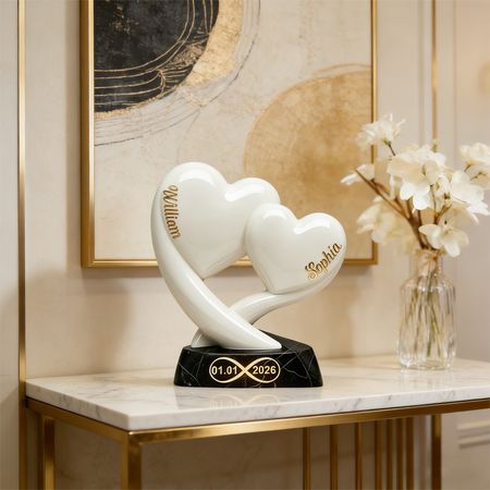 Personalisierte Doppelherz-Skulptur – Elegante Liebesdekoration für Paare