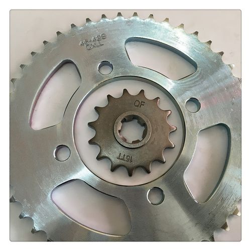 HJ125-8 Sprocket and Chain Assembly