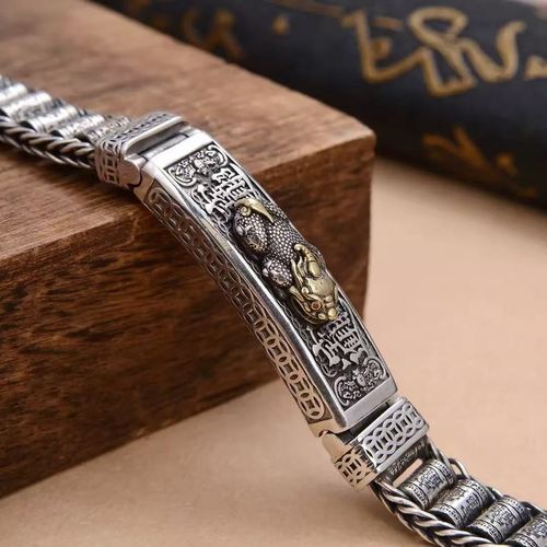 New Arrival Men's Pixiu Bracelet - Intricate Silver Craft with Fortune-Attracting Design, Smooth-Path Symbol and Gold-Accented Pixiu | INS Trendy