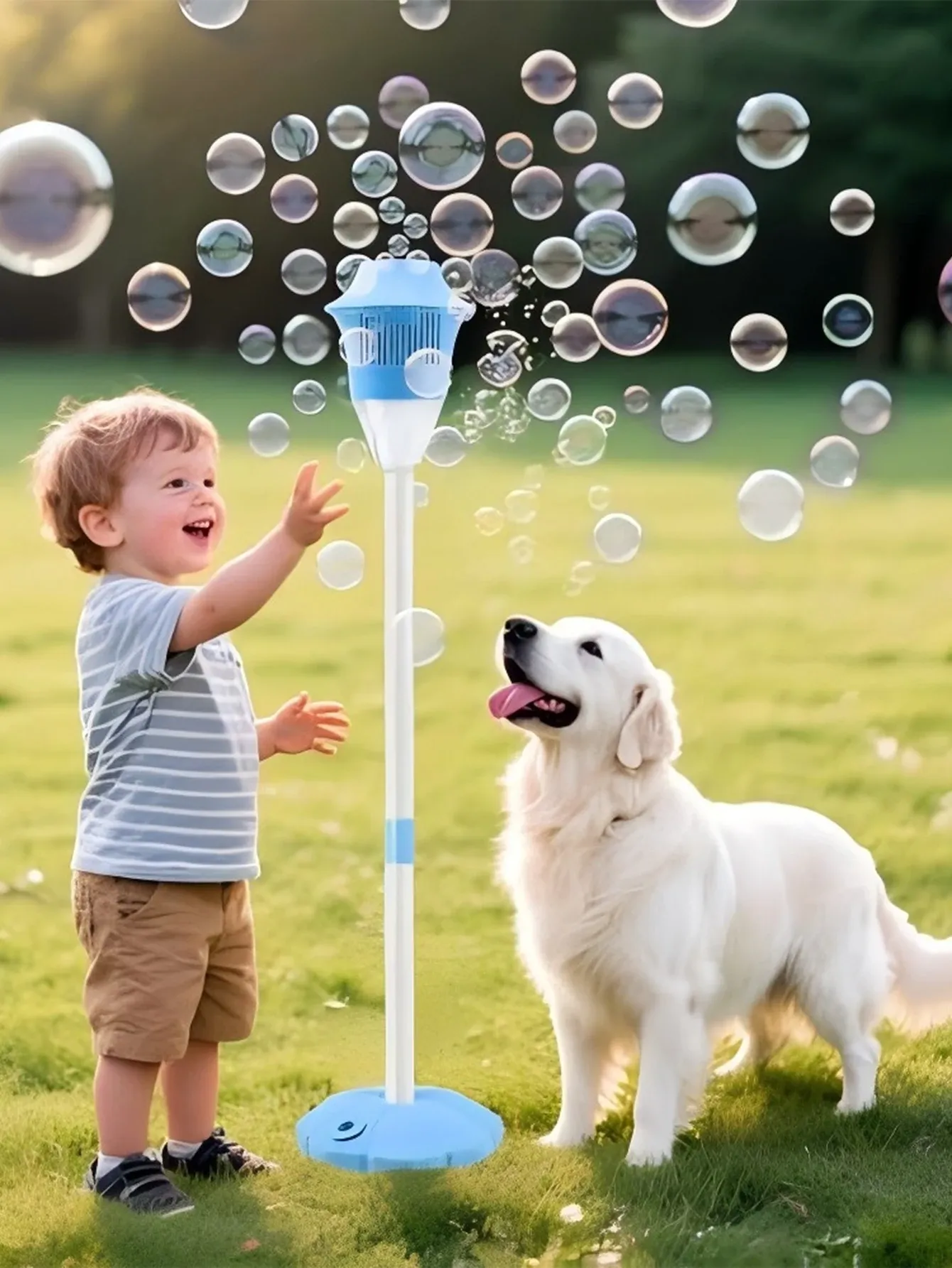 Automatic street lamp style bubble machine with lights