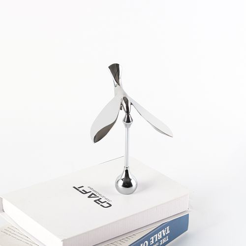 Magnetic levitation bird bottle opener