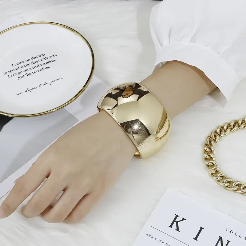 Open Style Personalized Charm Party Alloy Bracelet