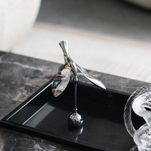 Magnetic levitation bird bottle opener