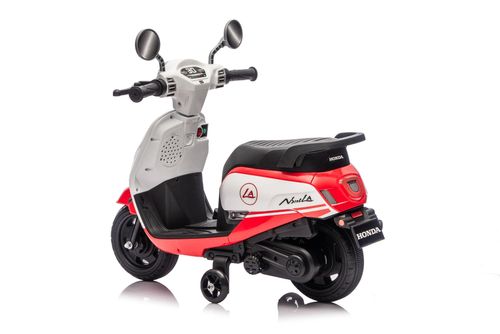 🚗 Kids Electric Ride-On Car – Remote Control + Rechargeable Fun!