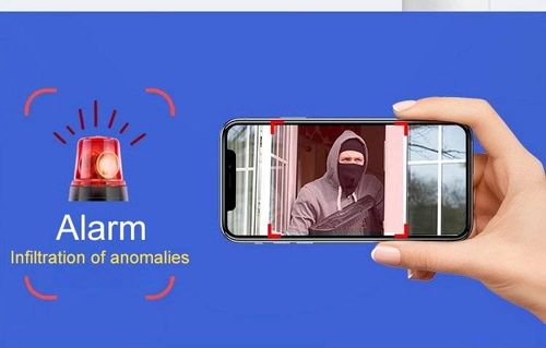 Wireless solar-powered surveillance camera records video in a loop for 15 days