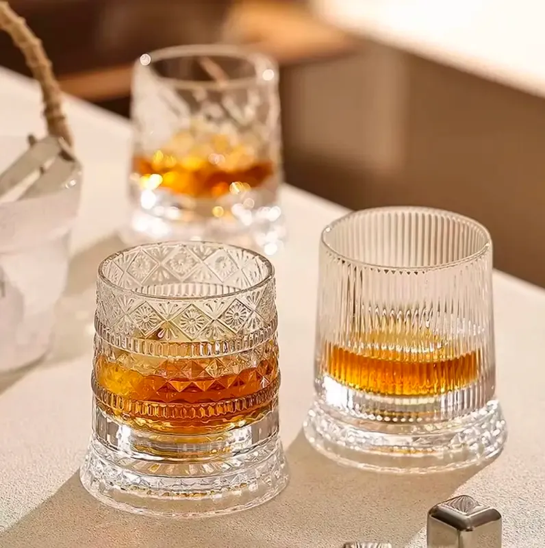 🔥360° rotating crystal wine glass🥃